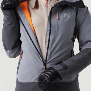 ORAGE NWT Women's Nina Hybrid Insulated Jacket in Light Steel Blue